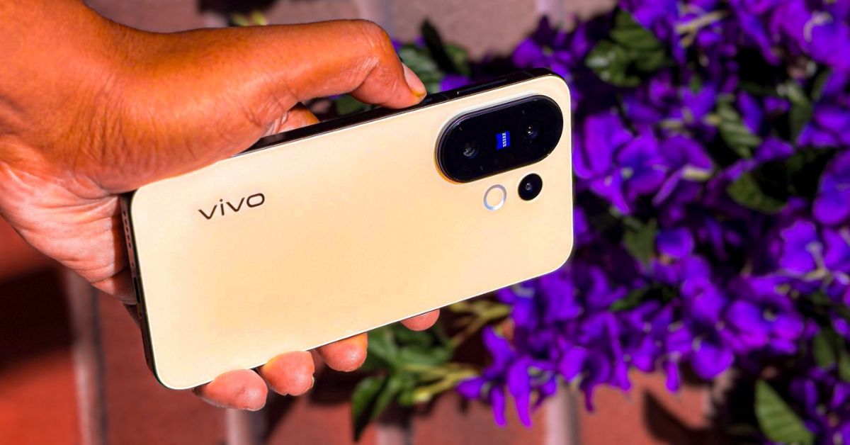 Vivo X200 FE